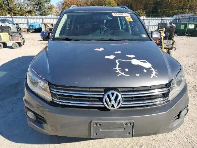 2013 VOLKSWAGEN TIGUAN S  