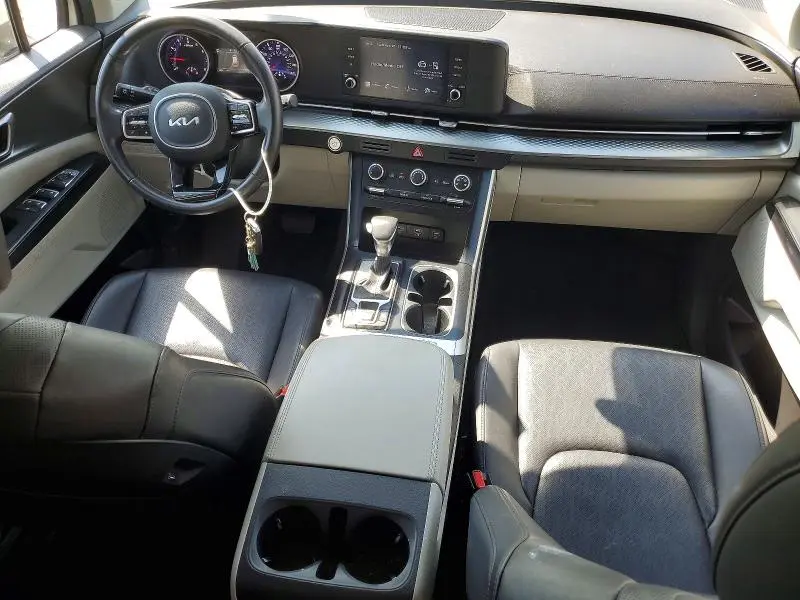 2023 KIA CARNIVAL LX  