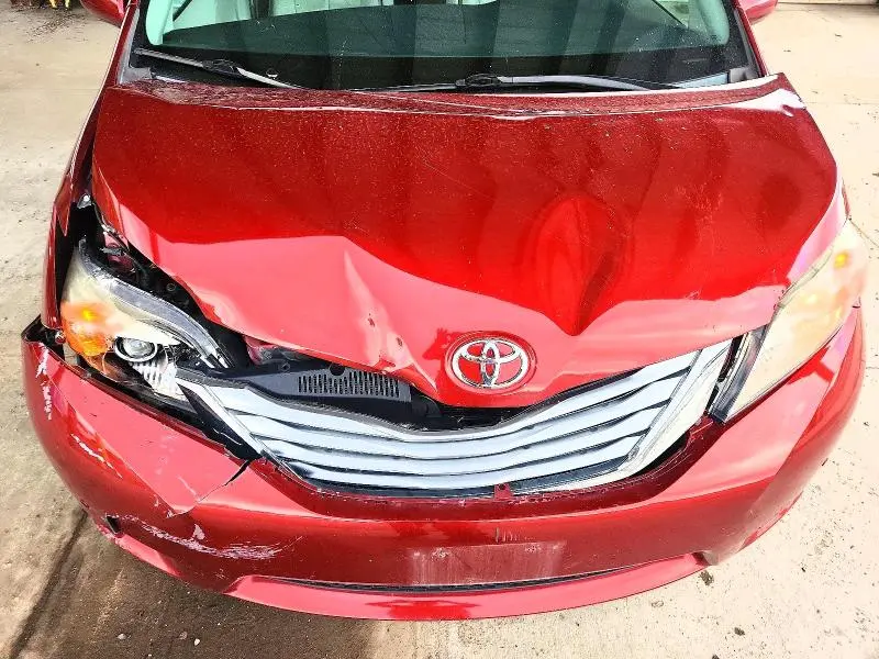 2012 TOYOTA SIENNA LIMITED 7-PASSENGER  