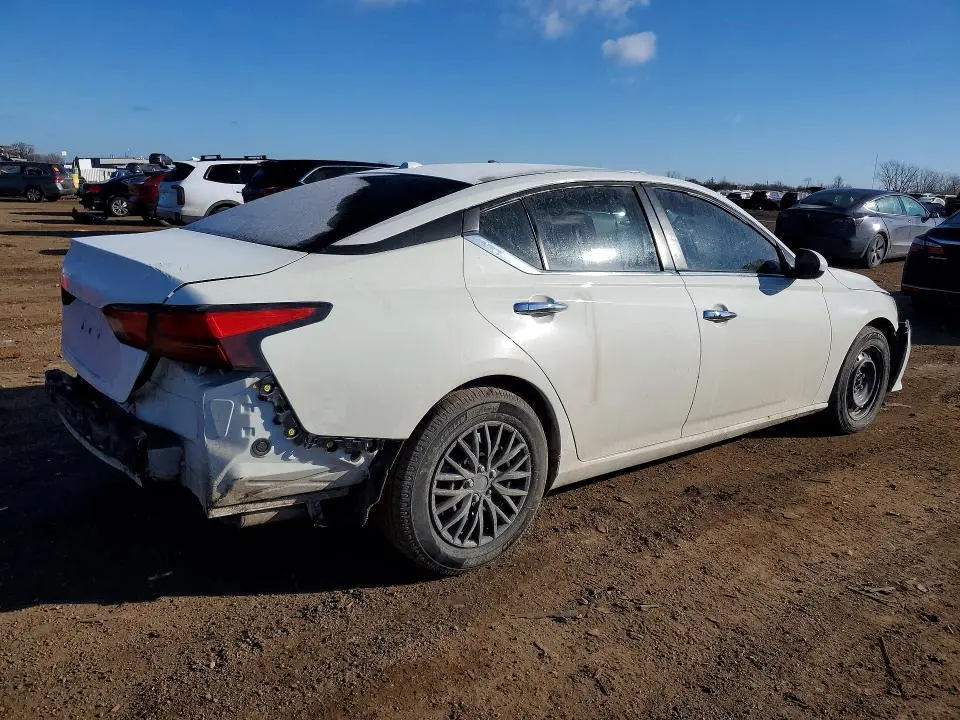 2020 NISSAN ALTIMA S  