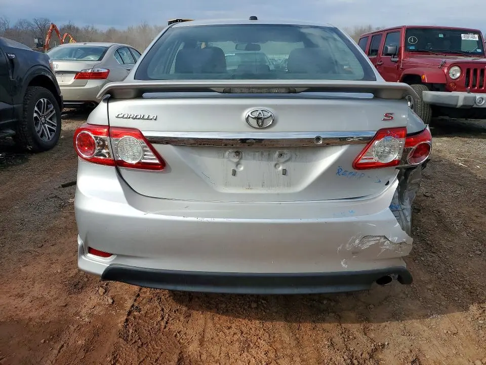 2013 TOYOTA COROLLA S  