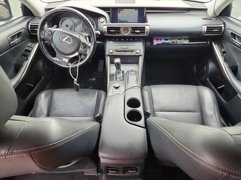 2016 LEXUS IS 200T  