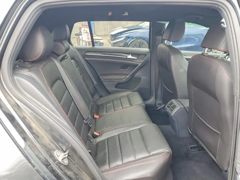 2015 VOLKSWAGEN GTI   