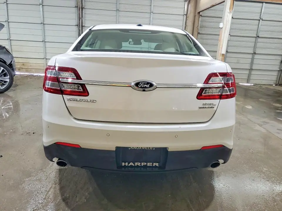 2016 FORD TAURUS SEL  