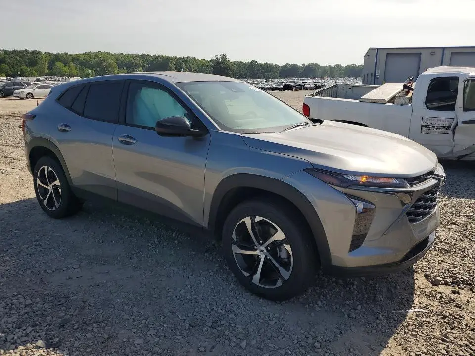 2025 CHEVROLET TRAX 1RS  