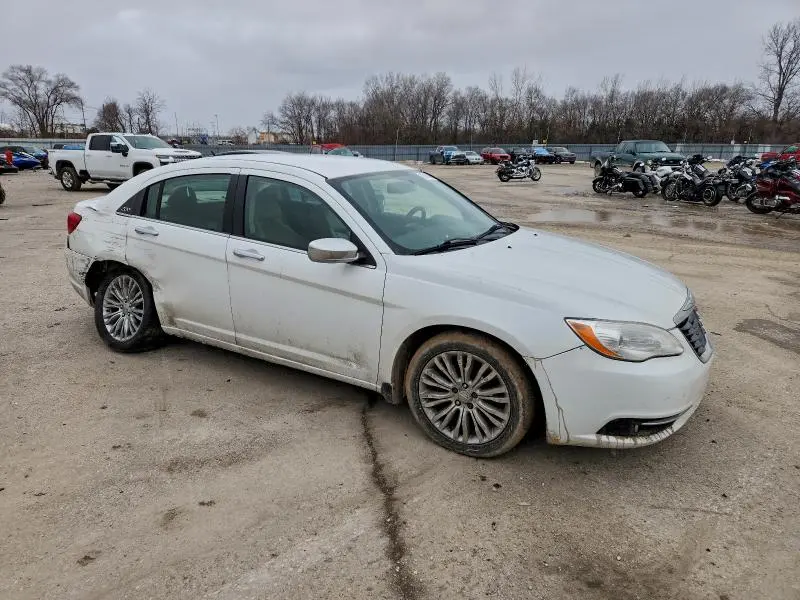 2013 CHRYSLER 200 LIMITED  