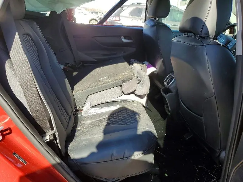 2019 HYUNDAI SANTA FE SE  