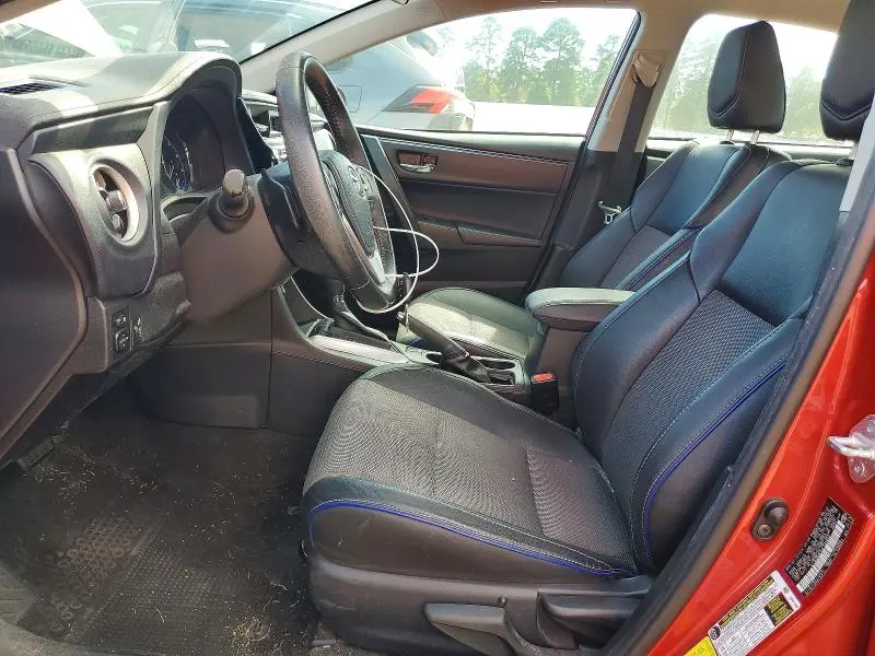 2017 TOYOTA COROLLA SE  