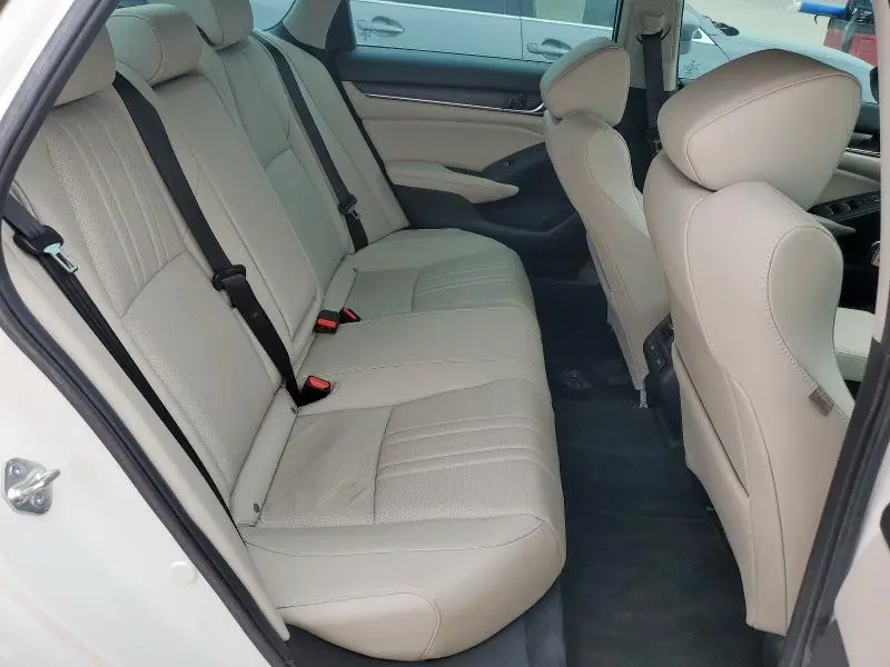 2021 HONDA ACCORD TOURING  