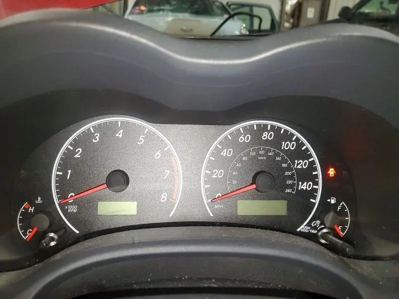 2013 TOYOTA COROLLA BASE  