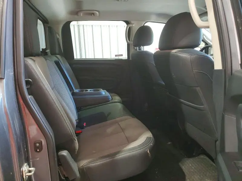 2020 NISSAN TITAN S  