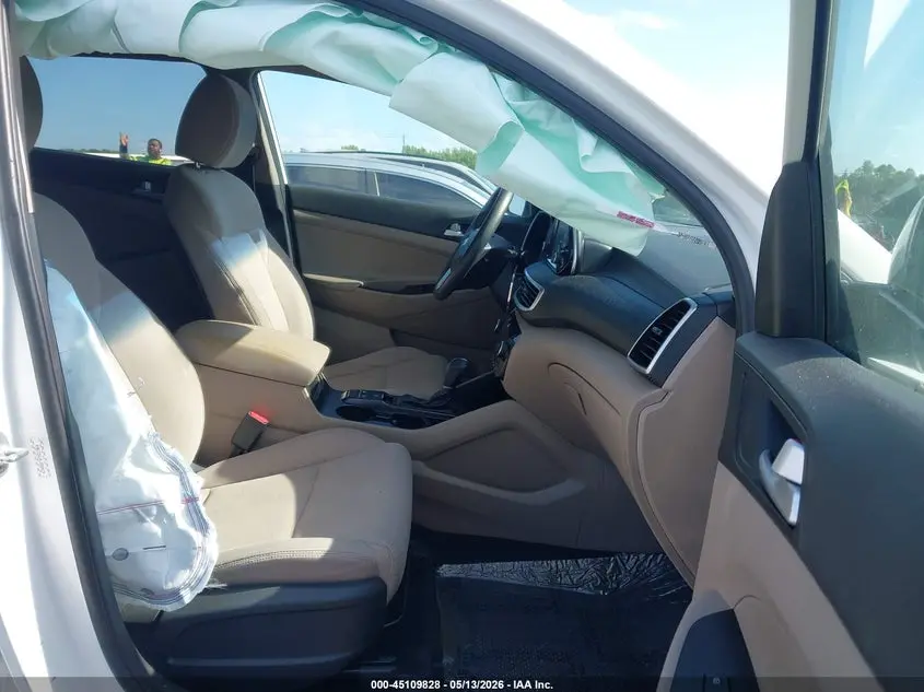 2020 HYUNDAI TUCSON SEL