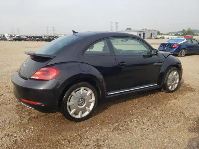 2017 VOLKSWAGEN BEETLE SE  
