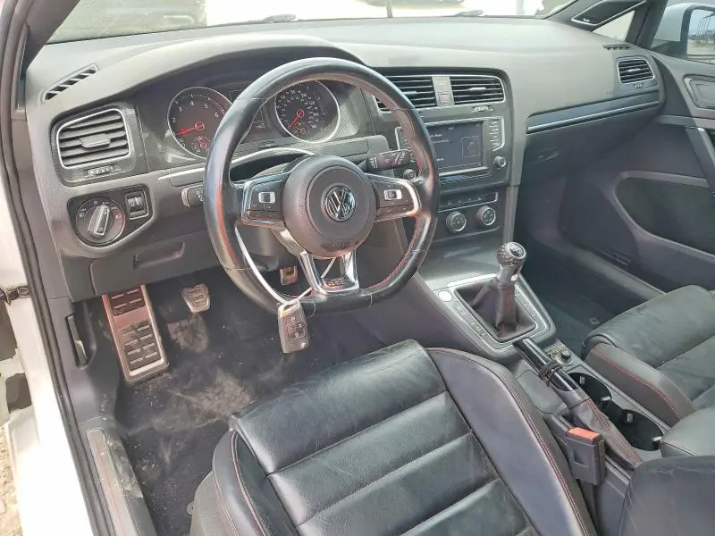 2016 VOLKSWAGEN GTI S/SE  