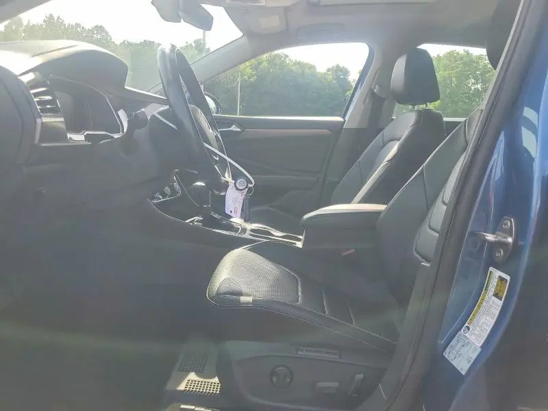 2019 VOLKSWAGEN JETTA SEL PREMIUM  