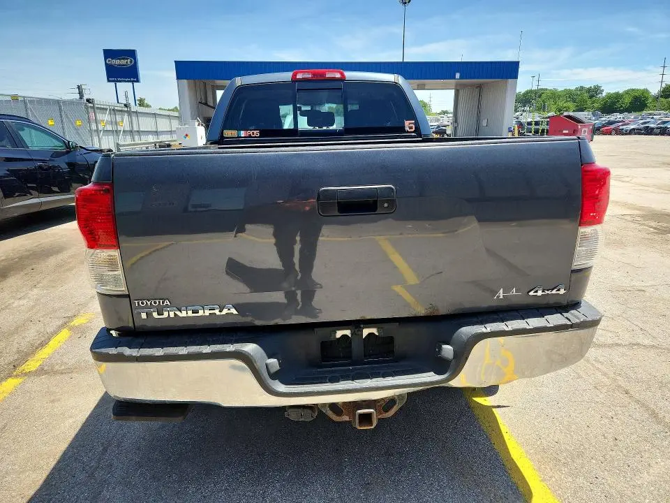 2010 TOYOTA TUNDRA DOUBLE CAB SR5  