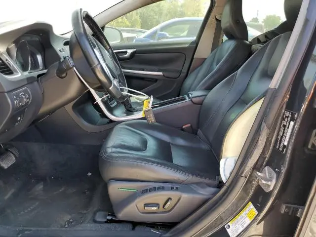 2015 VOLVO V60 PREMIER+  