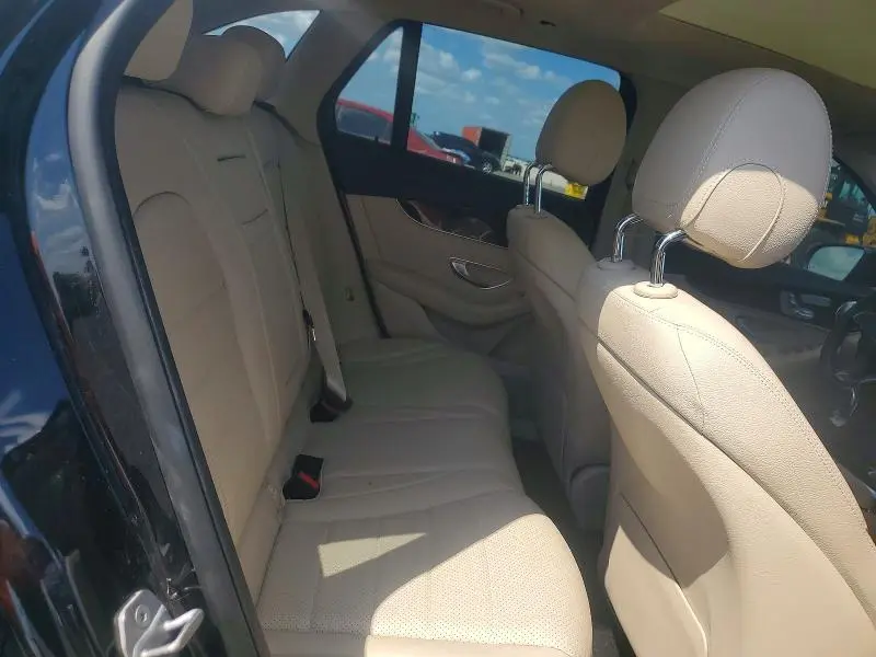 2018 MERCEDES-BENZ GLC 300 4MATIC  