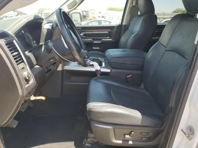2019 RAM 1500 CLASSIC LARAMIE  