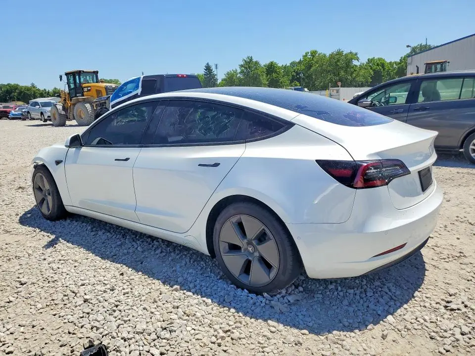 2021 TESLA MODEL 3   