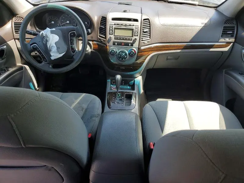 2012 HYUNDAI SANTA FE GLS  