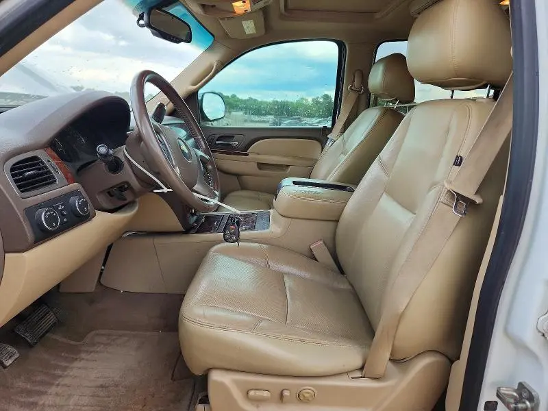 2013 CHEVROLET SUBURBAN K1500 LTZ  