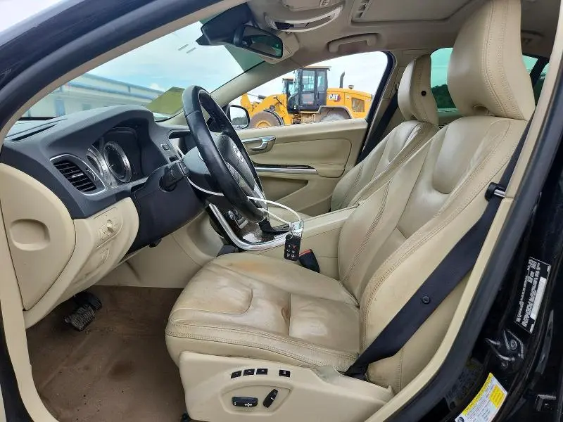 2013 VOLVO S60 T5  