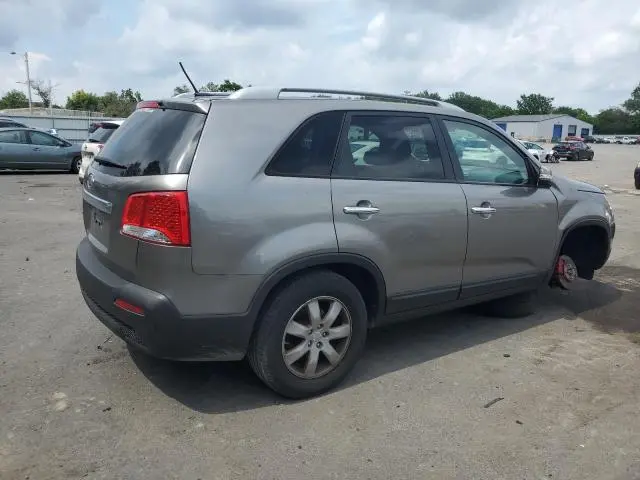 2012 KIA SORENTO BASE  