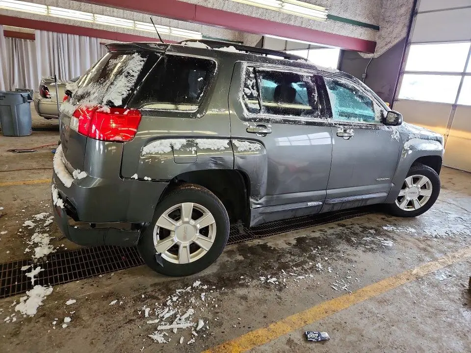 2013 GMC TERRAIN SLE  