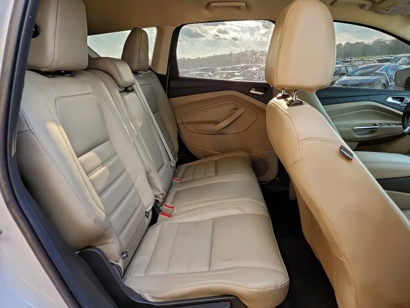 2017 FORD ESCAPE TITANIUM  