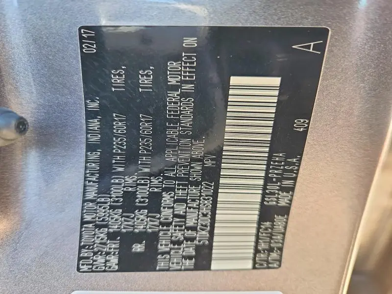 2017 TOYOTA SIENNA LE 8-PASSENGER  