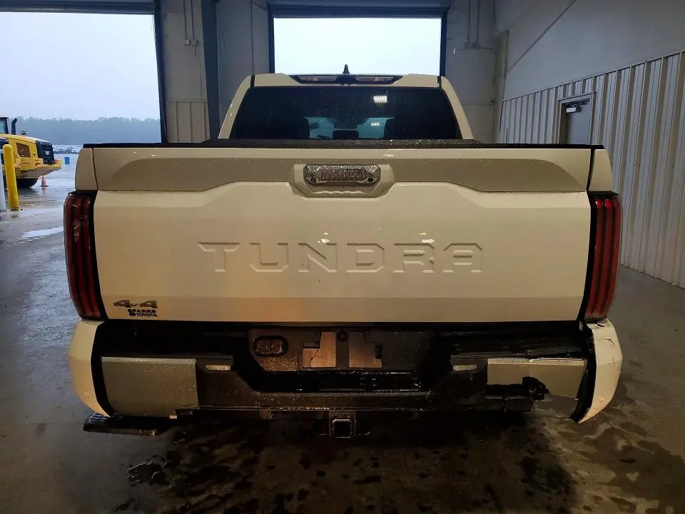 2026 TOYOTA TUNDRA   