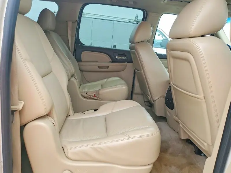 2011 GMC YUKON XL DENALI  