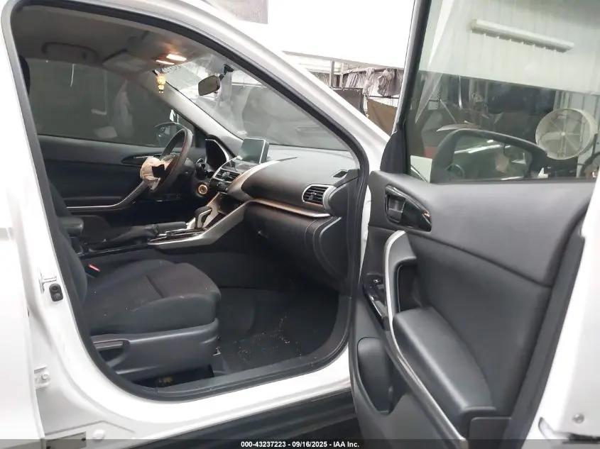 2019 MITSUBISHI ECLIPSE CROSS LE