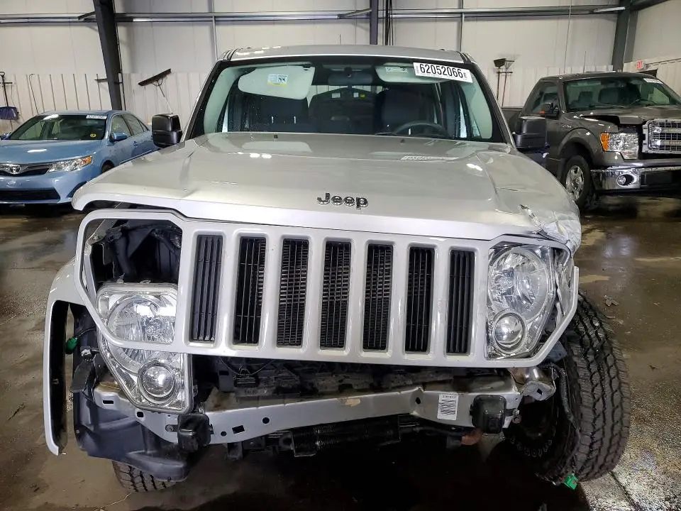 2011 JEEP LIBERTY SPORT  