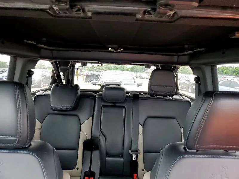2023 FORD BRONCO BASE  