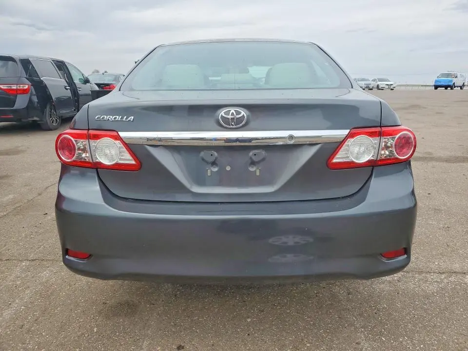 2011 TOYOTA COROLLA BASE  