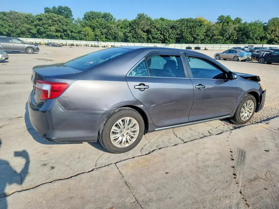 2014 TOYOTA CAMRY LE  