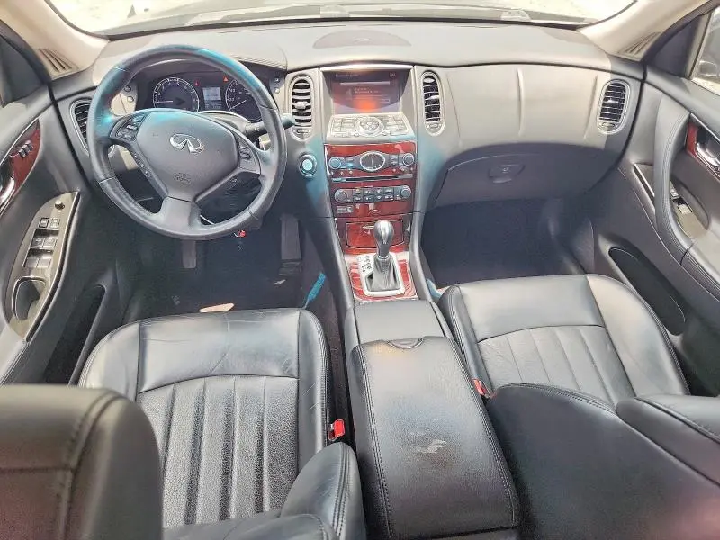 2016 INFINITI QX50 BASE  