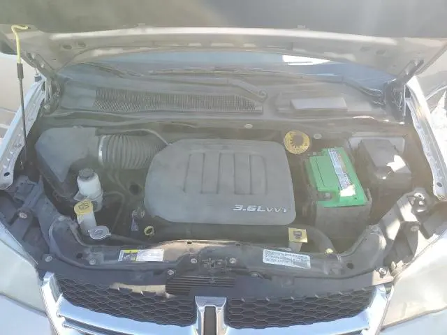 2014 DODGE GRAND CARAVAN SE  