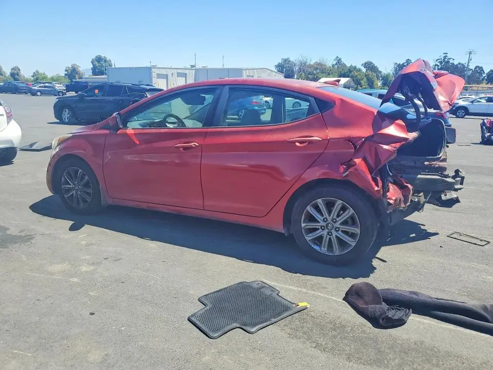 2016 HYUNDAI ELANTRA SE  