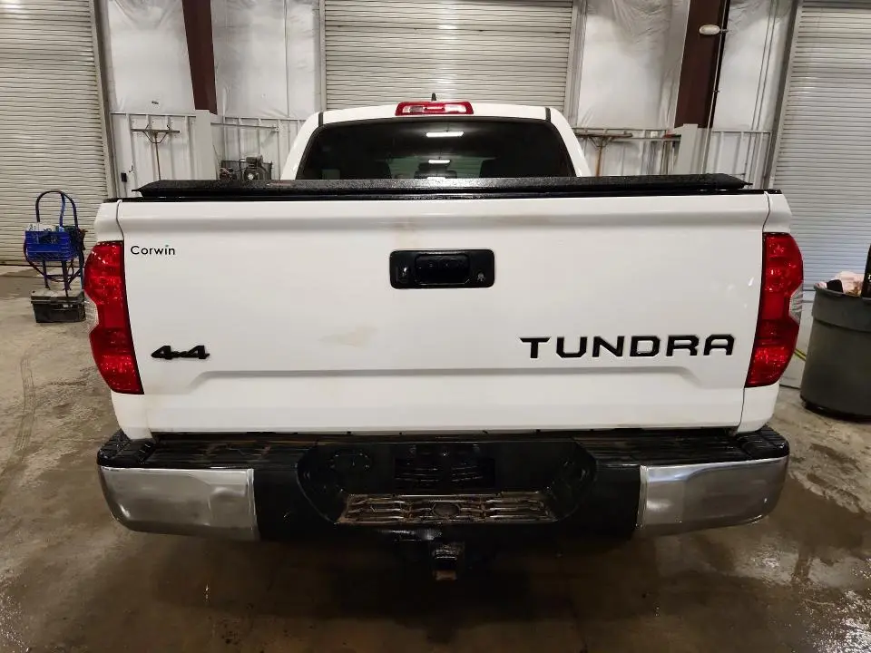 2021 TOYOTA TUNDRA SR5  