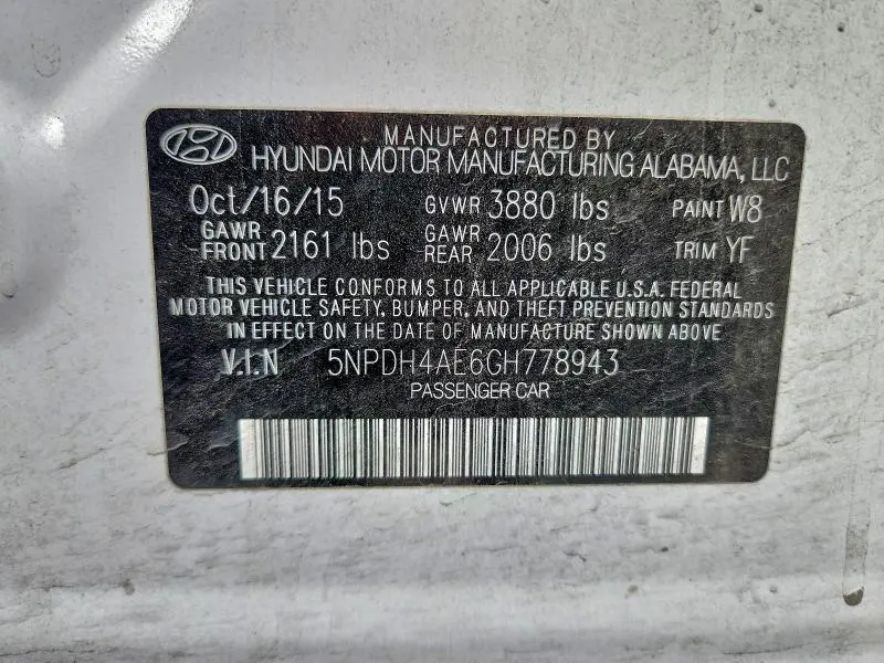 2016 HYUNDAI ELANTRA SE  