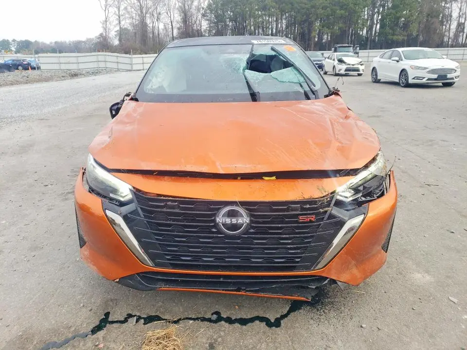2025 NISSAN SENTRA SR  
