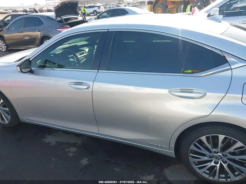 2019 LEXUS ES 300H  