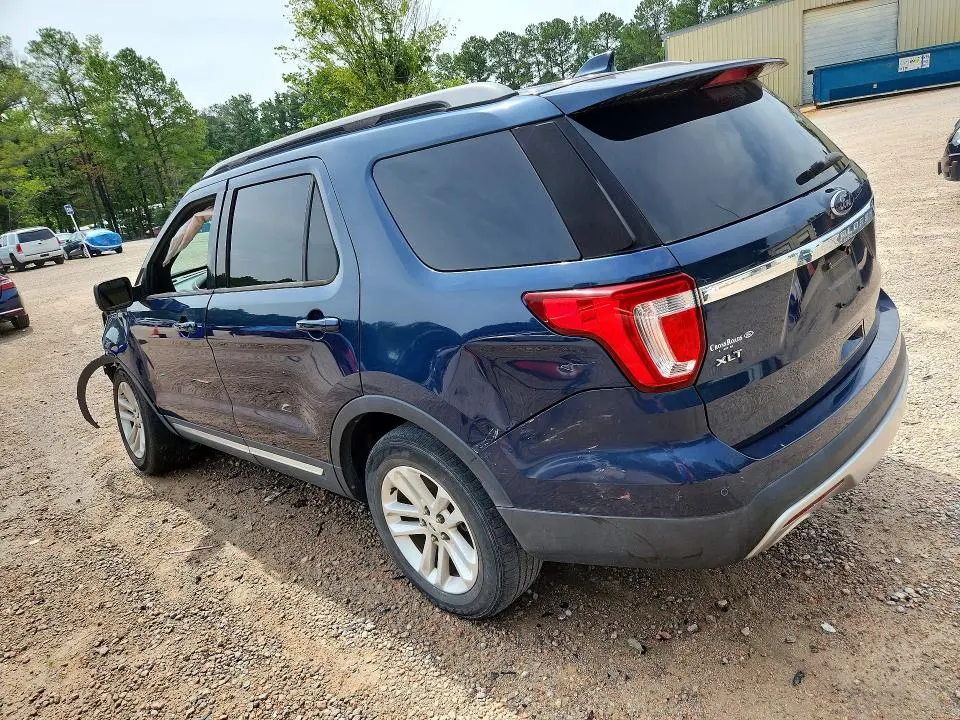2017 FORD EXPLORER XLT  