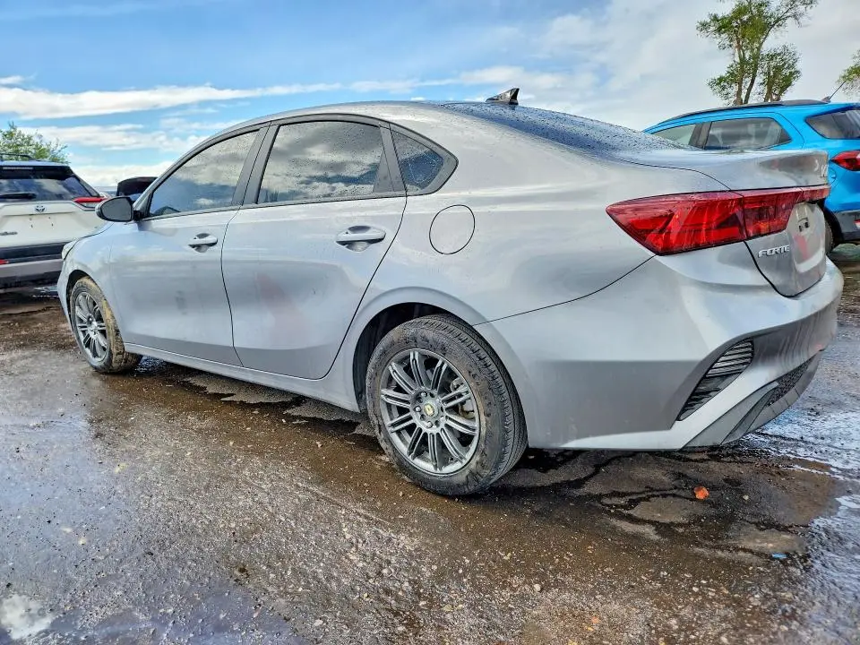 2024 KIA FORTE LXS  
