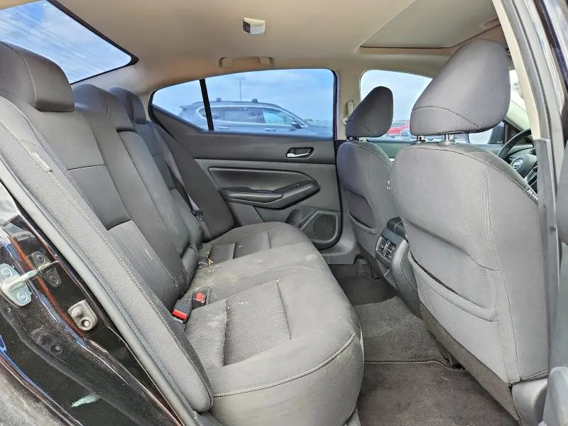 2019 NISSAN ALTIMA SV  