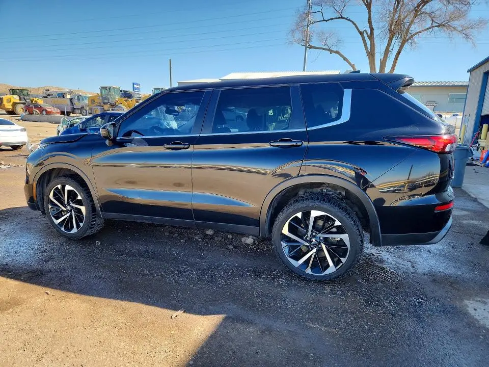 2022 MITSUBISHI OUTLANDER ES  