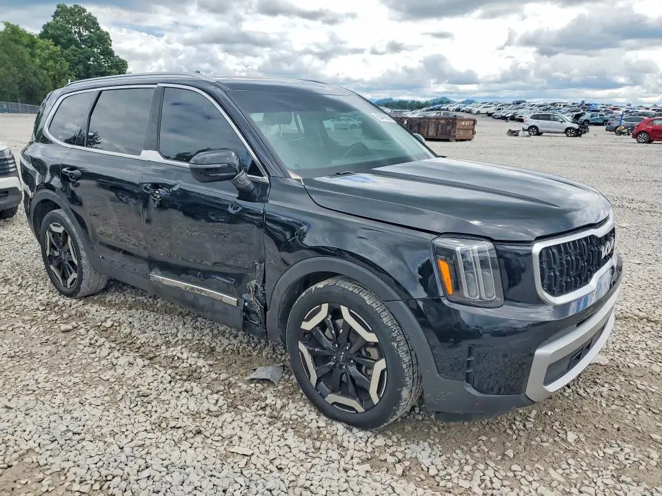 2023 KIA TELLURIDE LX  